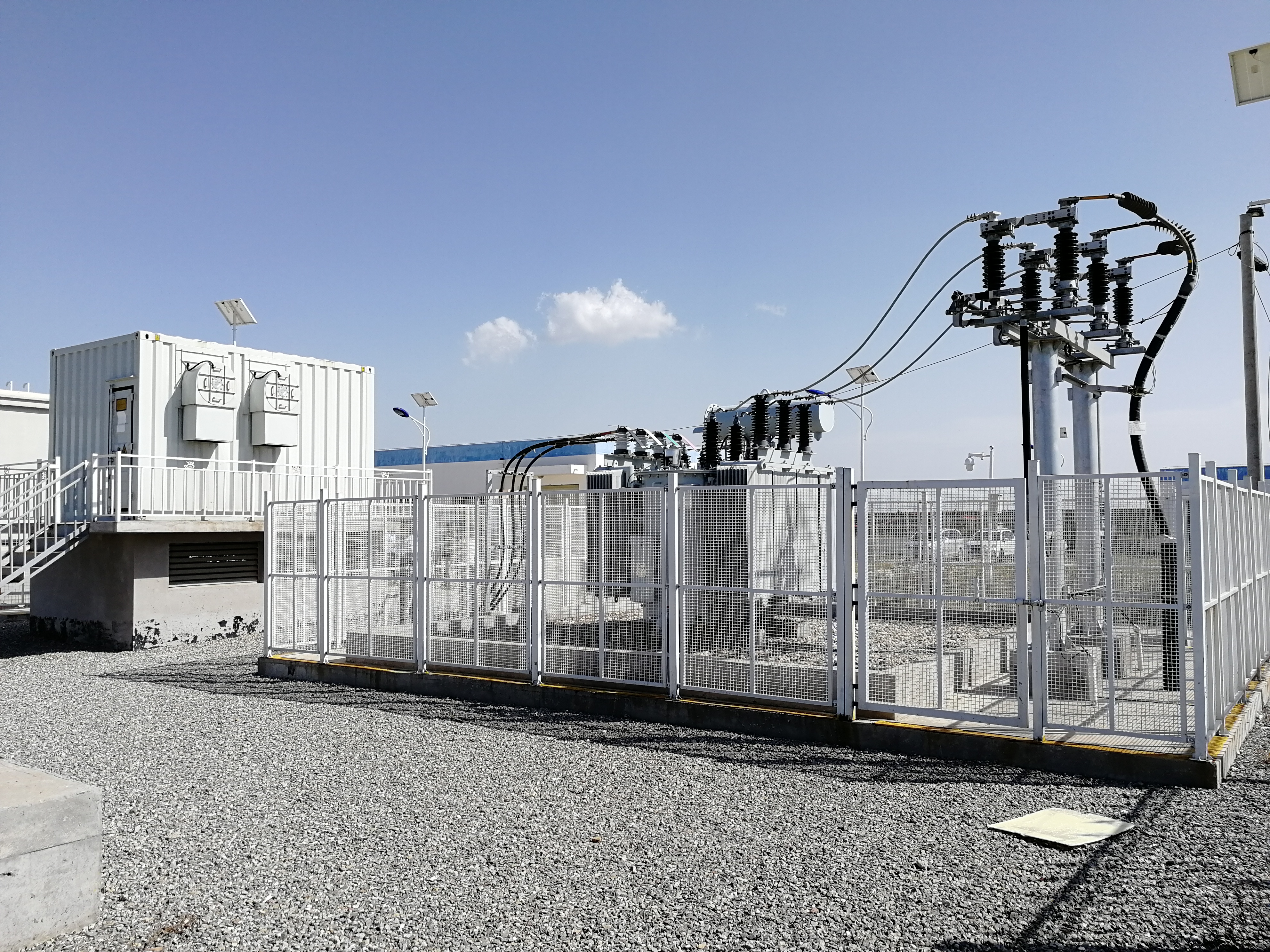 STATCOM refrigerado por aire para exteriores Sinopak de 10 kV para fluctuaciones de voltaje