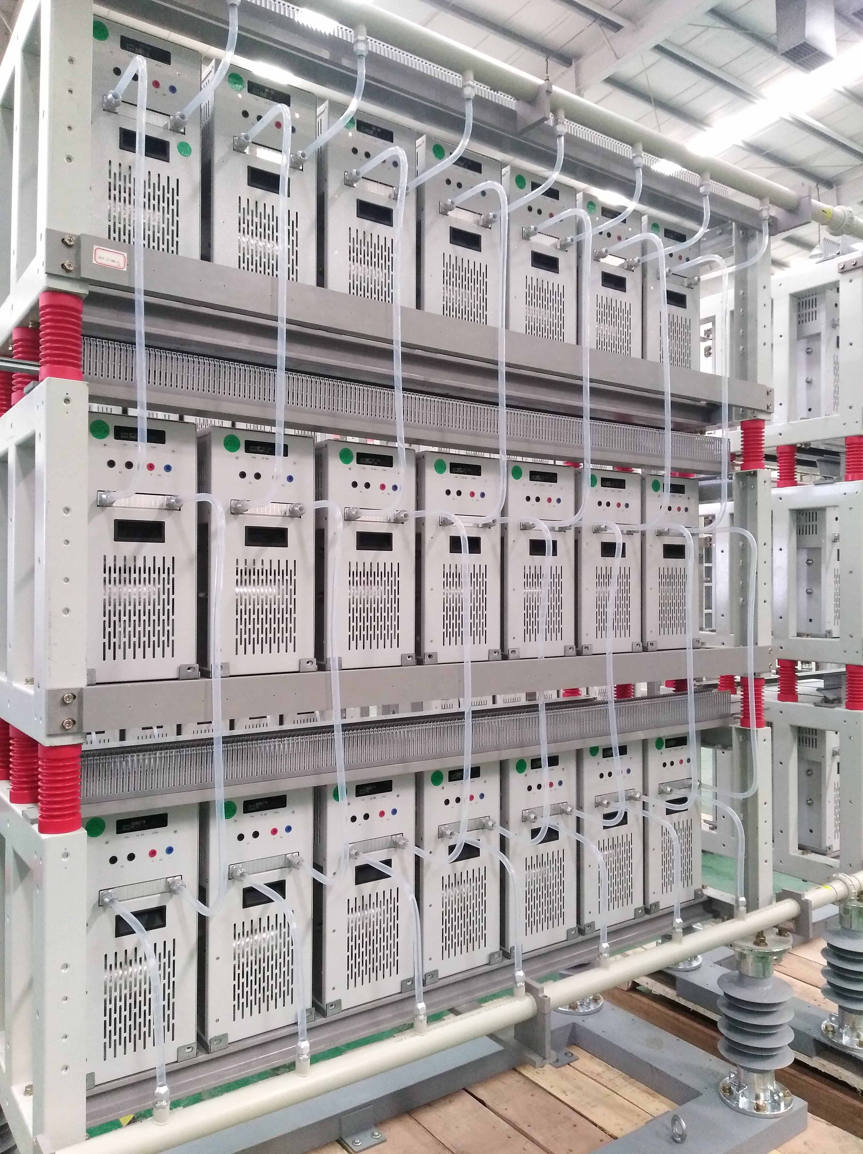 Sinopak 6.6kV Interior Refrigerado por agua Delta Connected STATCOM para desequilibrio trifásico