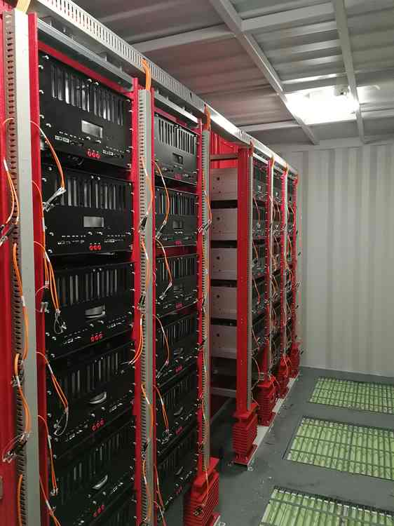 Sala de m&oacute;dulos de potencia