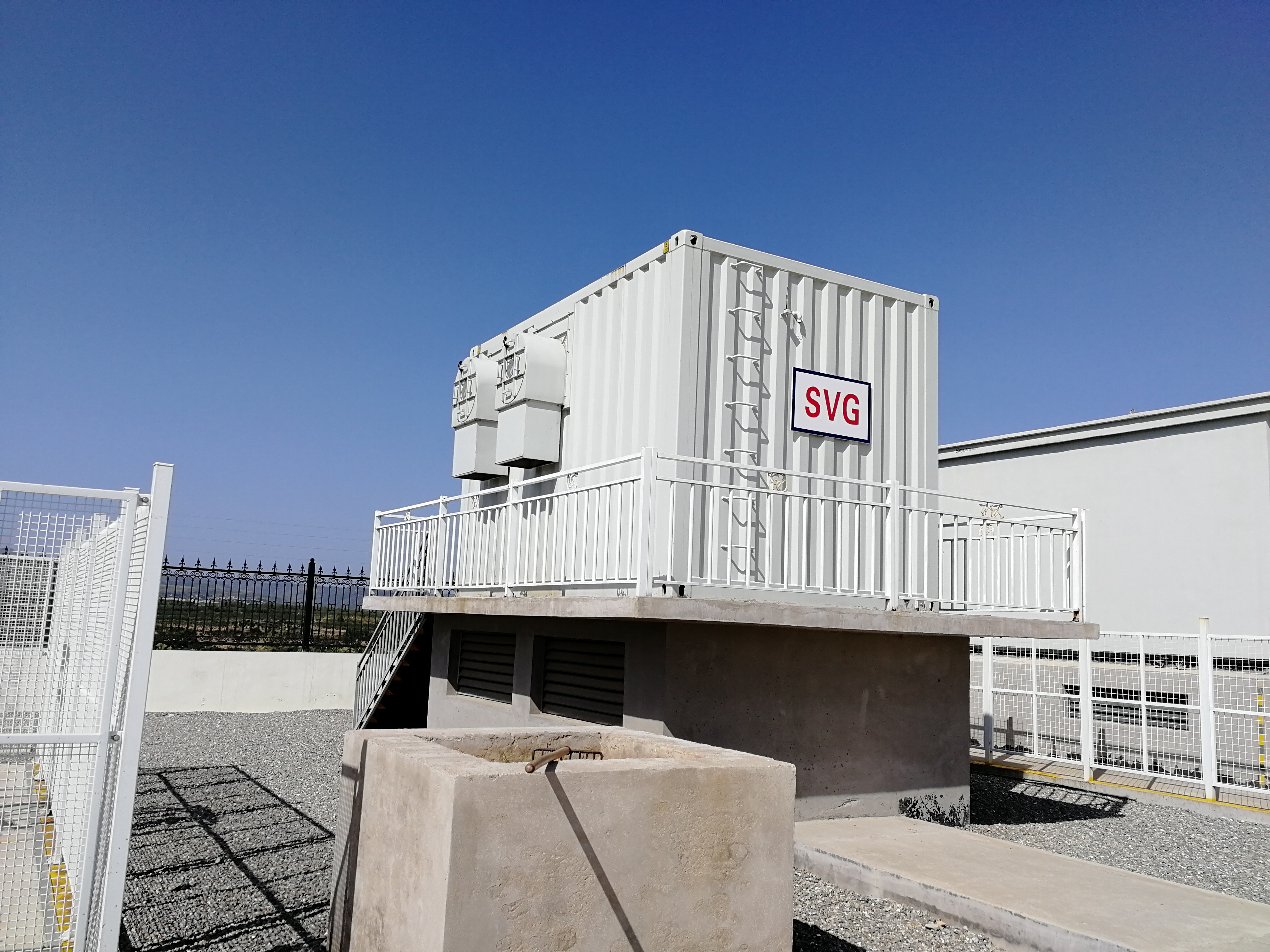 Sinopak 35kV exterior refrigerado por aire SVG para compensación Var